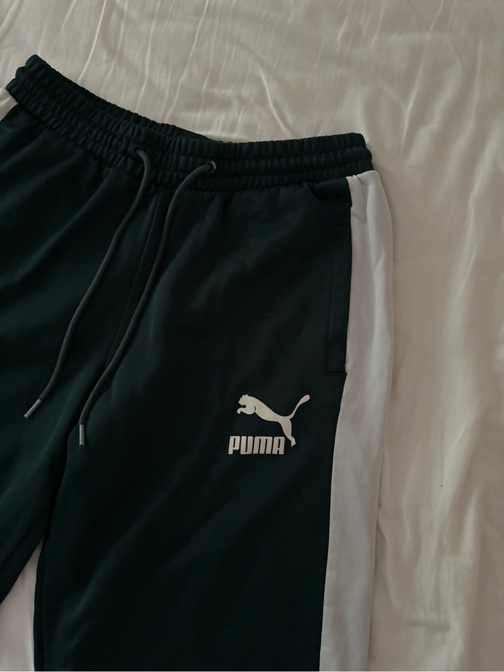 Puma green and White Athletic Shorts - Picture 4 of 7